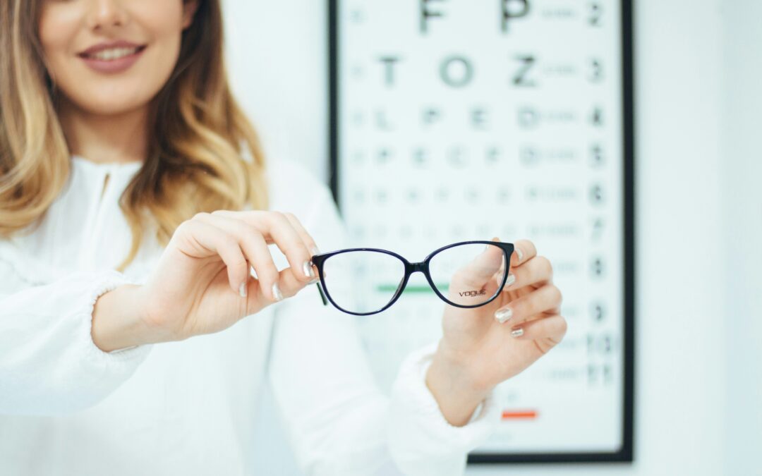SMILE PRO ou LASIK : quels résultats attendre après une opération des yeux ?