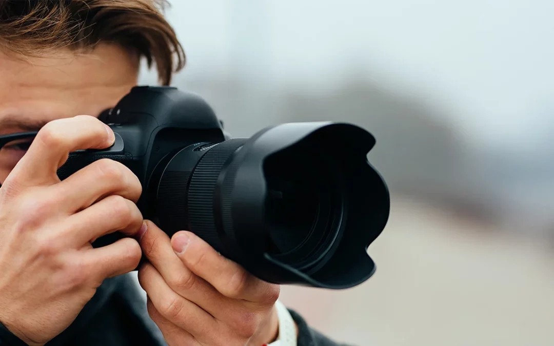Yeux rouges sur les photos : quelle est la cause de ce phénomène ?
